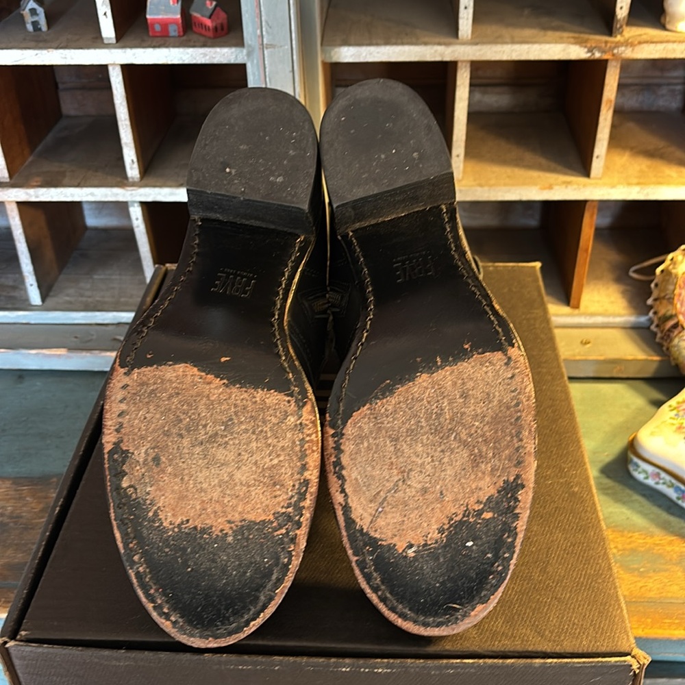 Frye RARE! belted made in USA! - Picture 6 of 8